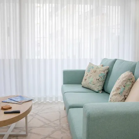 Nina Da - By Sch Apartmán *